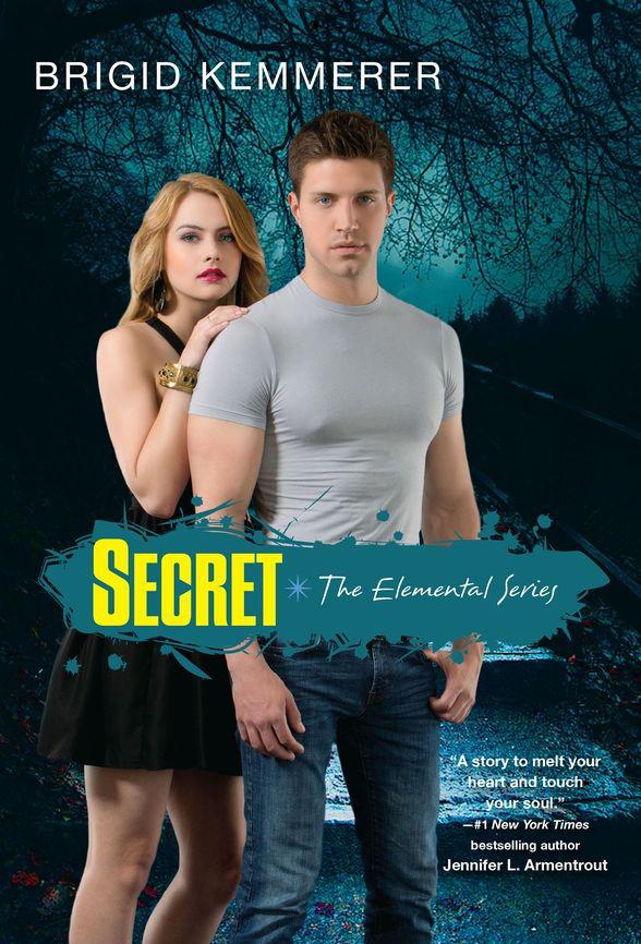 Secret (Elemental (Kensington)) by Kemmerer, Brigid (2014) Paperback